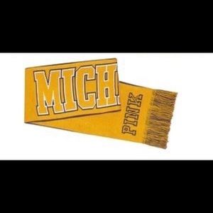 PINK University of michigan reversible scarf